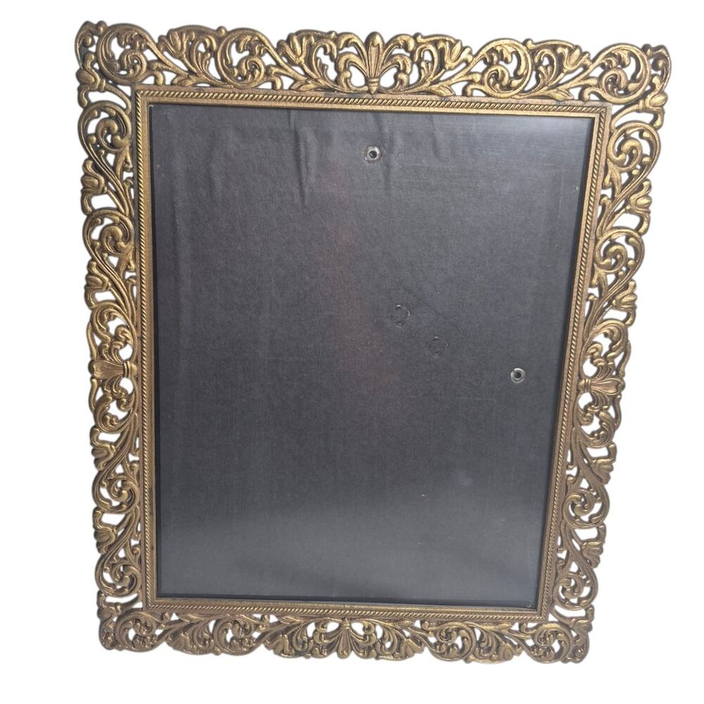 Vintage Cast Openwork Baroque Style Pattern Picture Frame Gold Tone Velvet Back
